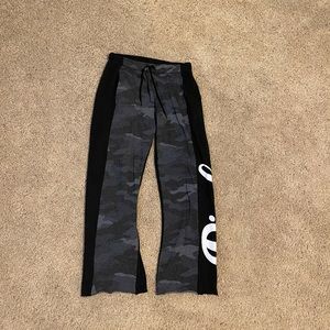Victoria’s Secret Boyfriend Sweatpants